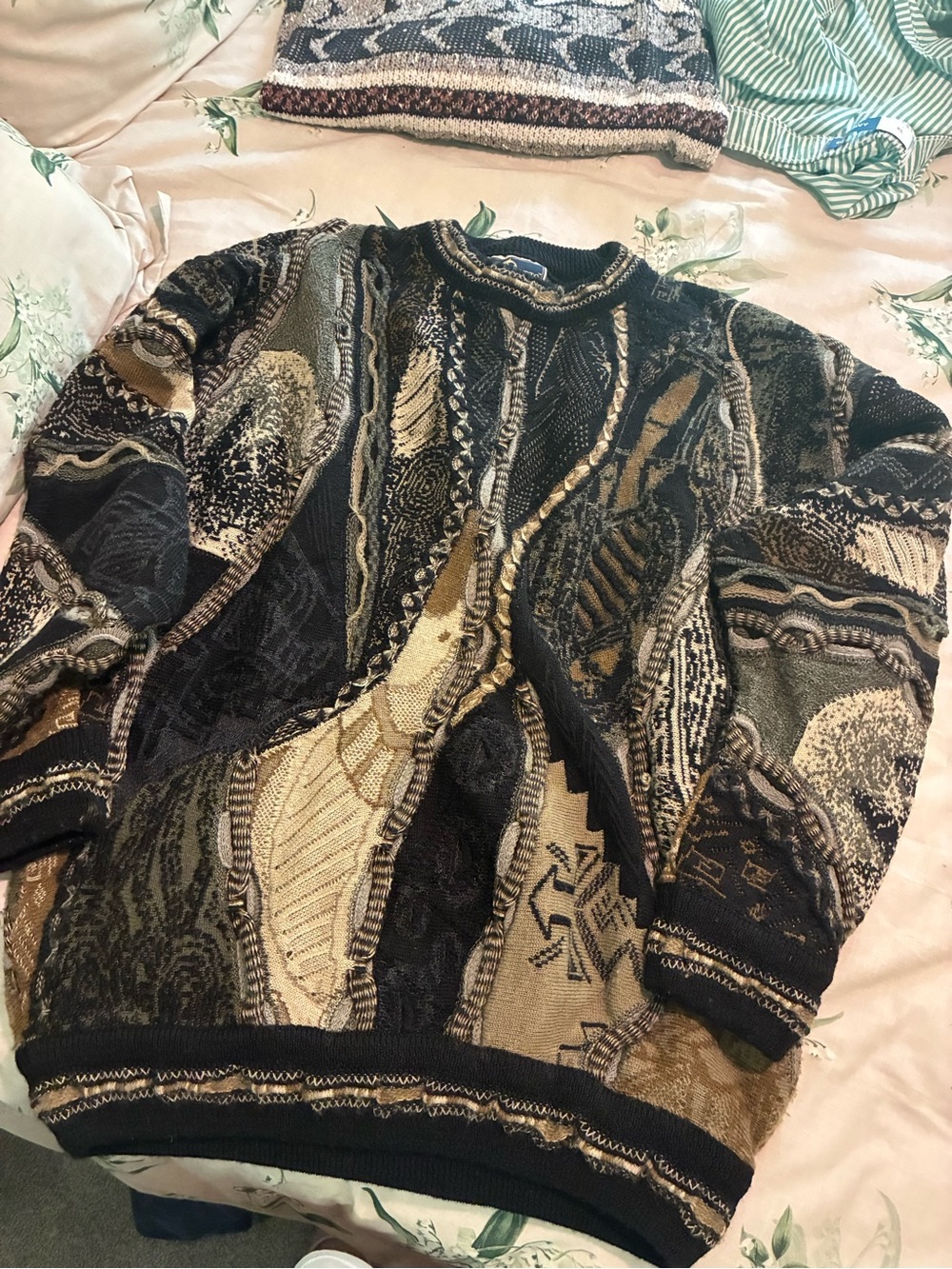 Men's Textured Multi-Color Crewneck Sweater
